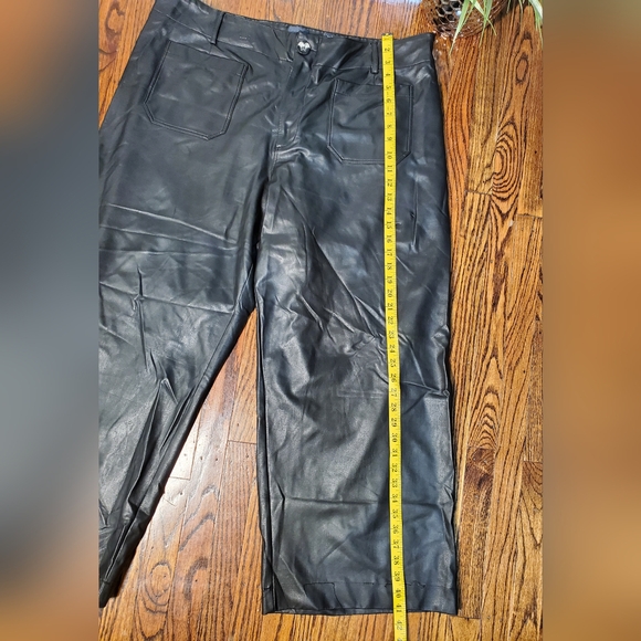 Anthropologie Maeve The Colette Cropped Wide-Leg Faux Leather Pants Bkack Sz 22 - Picture 12 of 16